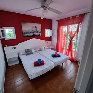 La Casa Del Tiburón Cala En Porter (Menorca)
