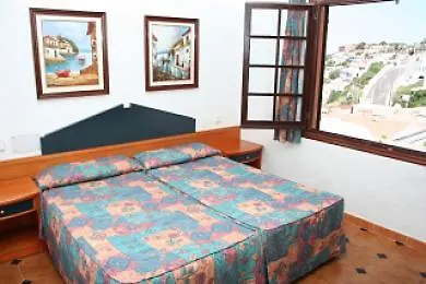Bahia Park Ξενοδοχείο Cala En Porter